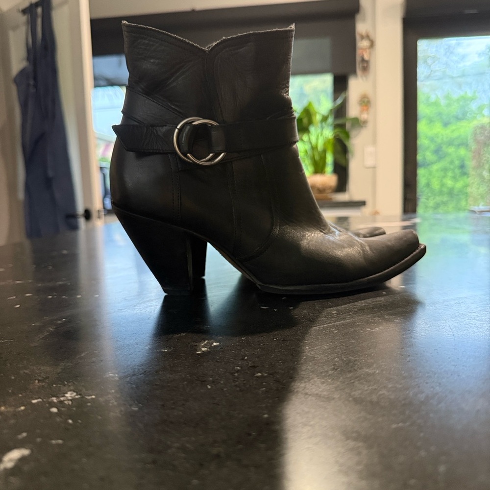 Sleek Black Ankle Boots with Buckle Detail